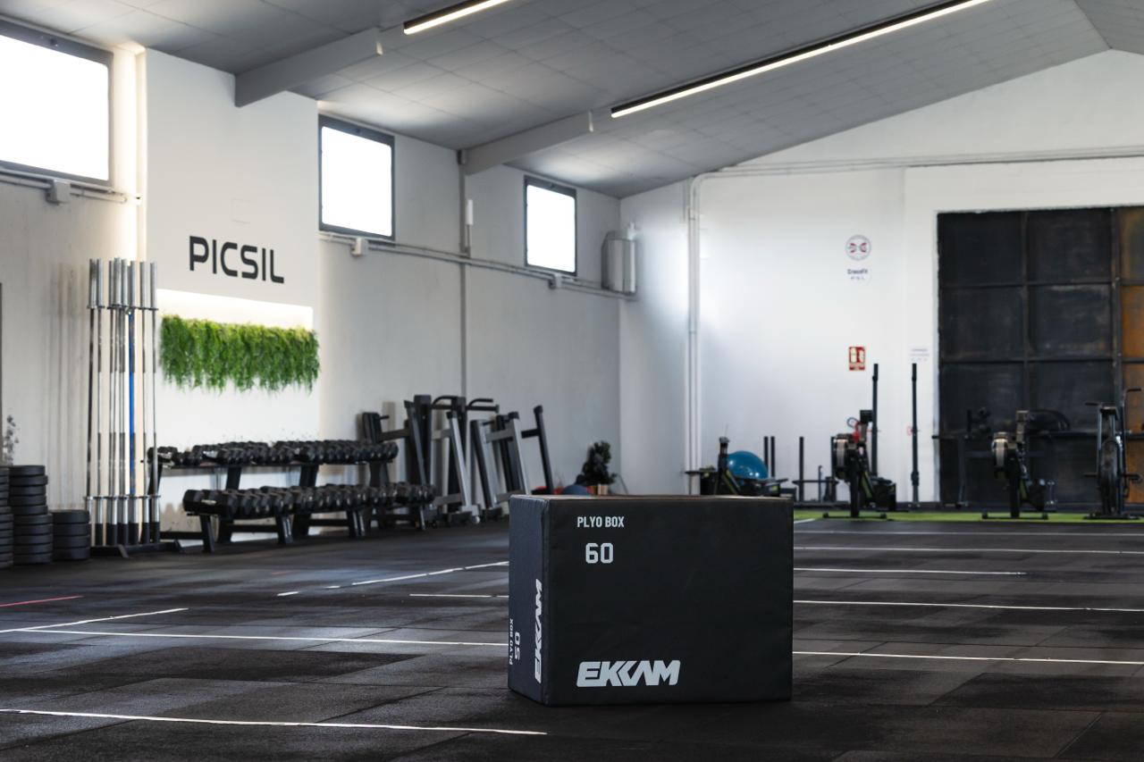 How to choose racks, storage and bars if your centre is going to grow